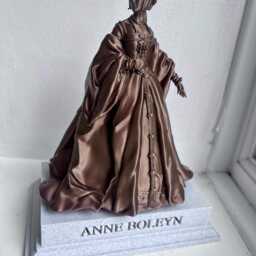 Anne Boleyn - Historical Royal Collectible Statue - thumbnail 2