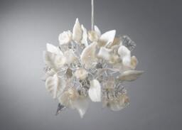 Kitchen Pendant Lighting With Clear & White Flowers Leaves