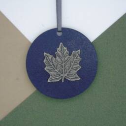 Maple Leaf Wooden Decoration - Christmas Tree Ornament Handmade Canadian Bauble - thumbnail 2