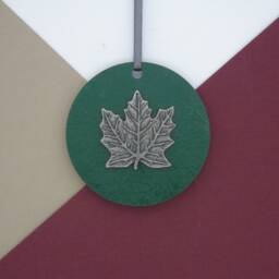 Maple Leaf Wooden Decoration - Christmas Tree Ornament Handmade Canadian Bauble - thumbnail 3