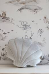 "Velvet Shell Pillow ""Silver Pearl" - thumbnail 1