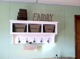 3 Cubby Wall Shelf Country Organizer With Pewter Hooks