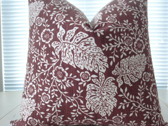 Indoor/Outdoor Decorative Pillow Cover - GeometricThrow -Accent PillowRedish Brown Brick & White - image 1