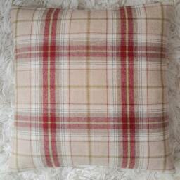 Balmoral Tartan Wool Red & Cream Extra Large Cushion Cover - thumbnail 2