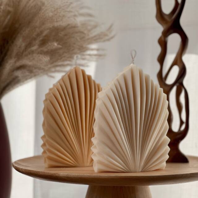 Palm Leaf Soy Candle - Sculptural Home Decor - image 1
