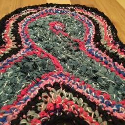 Breast Cancer Awareness Accent Rug - thumbnail 4