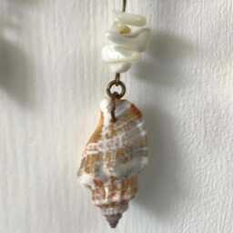 Mother Of Pearl Beaded Wall Hanging. Beach Driftwood & Shell Mobile - thumbnail 4