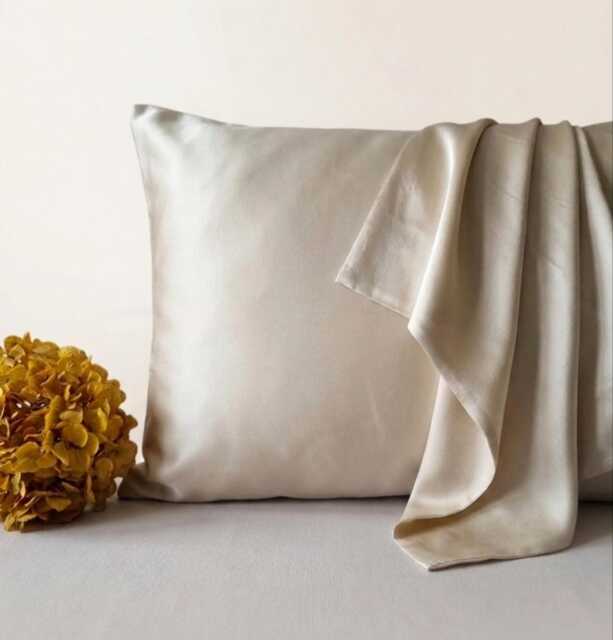 100% Premium Mulberry Silk Pillowcase - For Skin & Hair Care Pillowcases Envelope - image 1