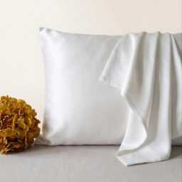 100% Premium Mulberry Silk Pillowcase - For Skin & Hair Care Pillowcases Envelope - thumbnail 4