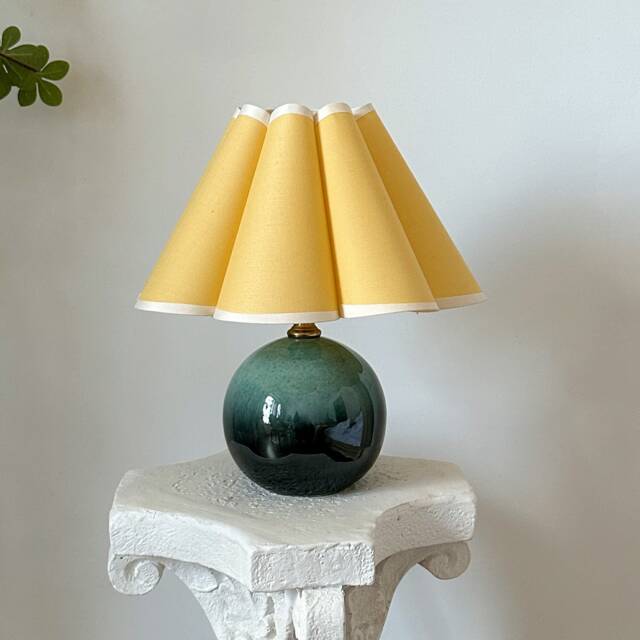 Green Glaze Ceramic Pleated Table Lamp, Black Yellow Petal Shade, Sturdy Base110-240V, Bedroom Living Room Kitchen Rustic Cozy Decor - image 1