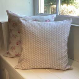 Cushion Covers in Olive & Daisy Agnes Linen Old Rose - thumbnail 3