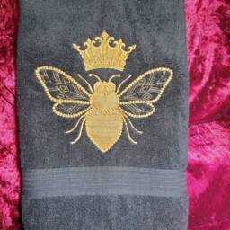 Embroidered Queen Bee Towels Bathroom Decor - thumbnail 4