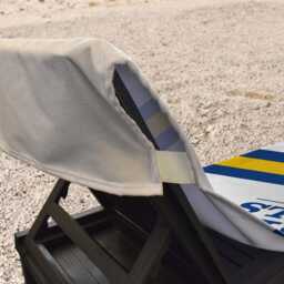 Leeds - 1994 Home Kit White Football Sunbed Towel With Pockets - thumbnail 4
