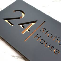 K Smart Sign - Bellissima H2 Laser Cut Matt Dark Gray Ral7016 & Copper Mirror Floating House Door Numbers Plaque 300mm X 160mm - thumbnail 1