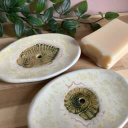 Handmade Stoneware Pottery Oval Shaped Fossil Soap Dish Trilobite Ammonite - thumbnail 3