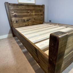 The Sandringham Reclaimed Bed Frame Chunky Solid Rustic Pine Wood With Headboard All Sizes Available Free UK Delivery. Extra Thick 4.5cm Sla - thumbnail 2