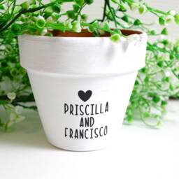 Personalized Love Grows Here Flower Pot, Farmhouse Decor Housewarming Wedding Bridal Gift - thumbnail 4