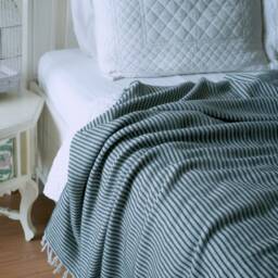 Electra/King Size Pure Lambswool/Black & Grey Woven Wool Blanket Kinchehome - thumbnail 2