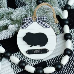 Guinea Pig Farmhouse Christmas Ornament - Gift For Owner Pet Modern Decor - thumbnail 2