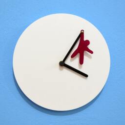 Fuchsia Hanging Man - Wall Clock - thumbnail 3