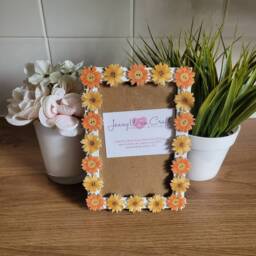 Colourful Wooden Daisy Button Photo Frame 4 X 6 Inches - thumbnail 3