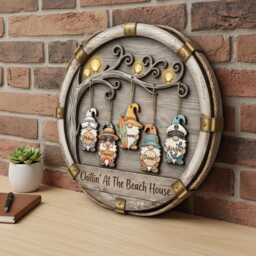 Personalized Beach Gnome Family Sign, Custom Wood Wall Art, Coastal Summer Decor - thumbnail 3