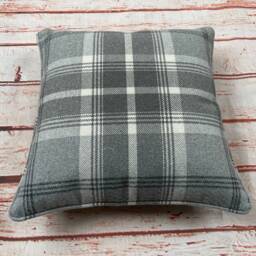 Scatter Cushion - 17 - thumbnail 3