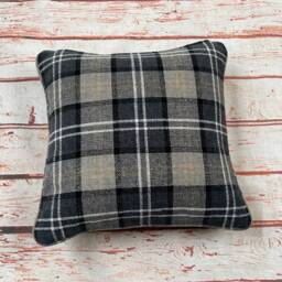 Scatter Cushion - 17 - thumbnail 4