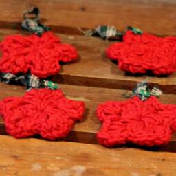 Handmade Crochet Star Ornaments Set Of Four, Christmas Decor - thumbnail 2