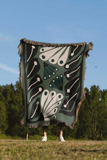 Green Matisse Inspired Retro Flower Woven Cotton Throw Blankets - image 1