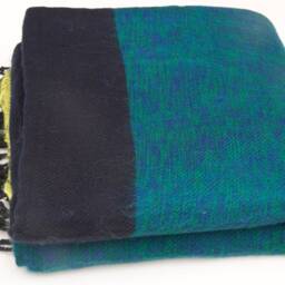 Handwoven Yak Wool Blanket Oversized Travel Shawl, Meditation Throw - 94x47 Inch - thumbnail 4