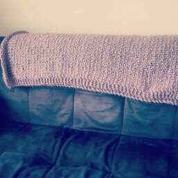 Bulky Yarn Throw/Blanket-Knitted - thumbnail 2