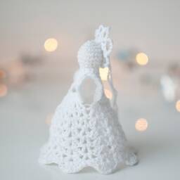 Handmade Crochet Angel Christmas Ornament White Cotton Decor - thumbnail 2