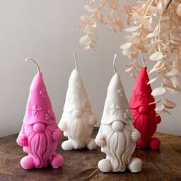 Gonk Christmas Candle Made Of Soy Wax in Various Scents & Colour - thumbnail 3