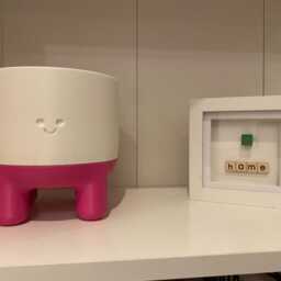 Happy Plant Pot With Water Drainage - Smiley Legged Planter - thumbnail 4