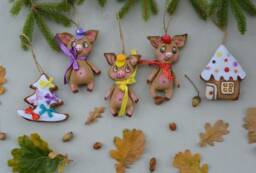 Set Of 5 Christmas Textile Ornaments Hand Painted Ginger Bread Scent Decor The Three Little Pigs Holiday Tree Ornament One A Kind Ready