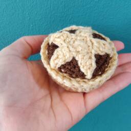 Crochet Mince Pie Christmas Ornament, Handmade Holiday Decor - thumbnail 3