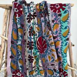 Soft Handcrafted Cotton Kantha Suzani Bed Quilt - Ethnic Floral Embroidered Blanket For Bedroom & Living Room D??cor - thumbnail 3