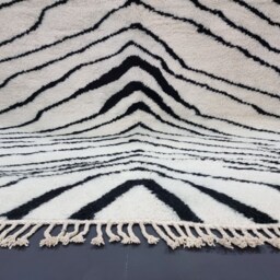 Stunning Beniourain Rug, Moroccan Handmade Wool Rug, Black & White Zebra Striped Berber Handwoven Rug - thumbnail 3