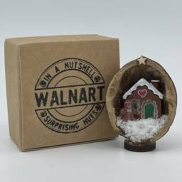 Gingerbread House in A Nutshell - Handmade Walnut Shell Christmas Decoration - thumbnail 3