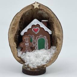 Gingerbread House in A Nutshell - Handmade Walnut Shell Christmas Decoration - thumbnail 1
