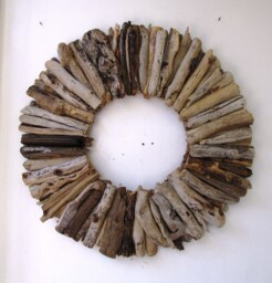 Driftwood Wreath, Rustic Home Decor, Beach Vacation Home, Christmas Wreath, Front Door, Door Wreath - thumbnail 1
