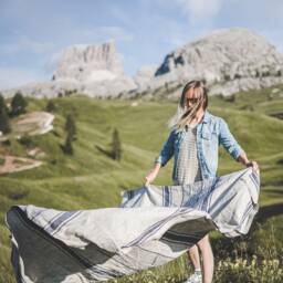 Linen Beach Towel, French Style Linen Blanket, Summer Natural Picnic Striped Blanket - thumbnail 4