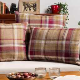 Cosy Checked Cushion in Heather Purple & Green. Double Sided. Balmoral Style Highland Tartan Check Pillow. 17x17 - thumbnail 4