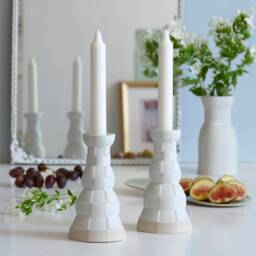 Modern Ceramic Shabbat Candlesticks, Checkered Judaica Decor - thumbnail 3