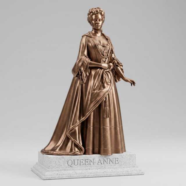 Queen Anne - House Of Stuart Collection Statue - image 1