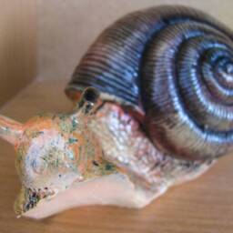Snail Figurine Slug Sculpture Garden Flowerbed Keepsake Cochlea Back Yard Statue Outdoor Lawn Decorations Wildlife Animal Souvenir Gift - thumbnail 2