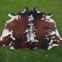 Tricolor Luxury Cowhide Rugs Brown & White Real Speckled Skin For Home Decor Brindle Hair On Area - thumbnail 3