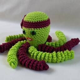 Crochet Octopus - thumbnail 3
