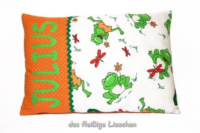 Pillow Frog Cuddle